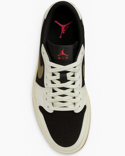 Air Jordan 1 Low - 𝕋𝕣𝕒𝕧𝕚𝕤 𝕊𝕔𝕠𝕥𝕥 𝕆𝕝𝕚𝕧𝕖