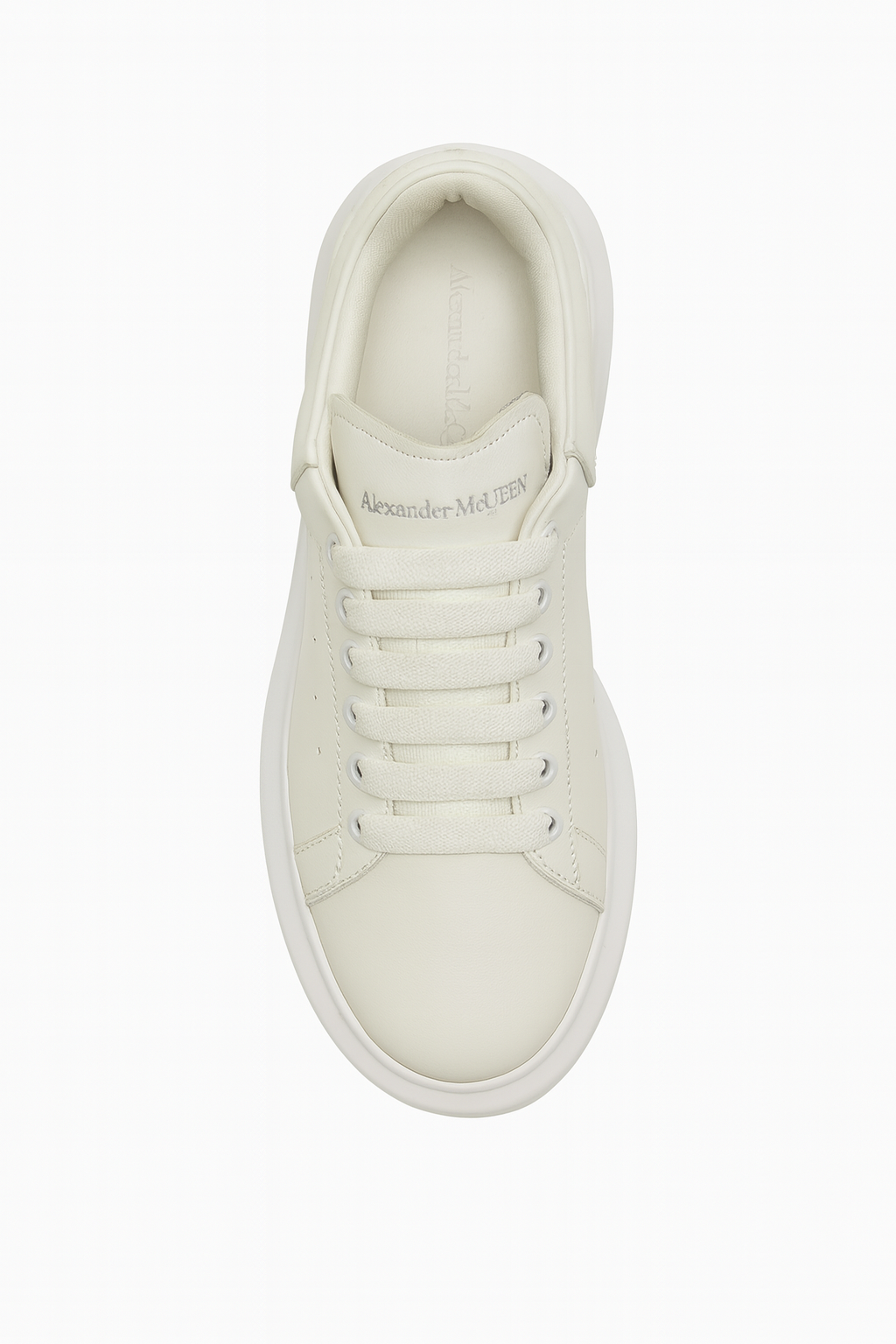 Alexander McQueen - ℂ𝕝𝔸𝕊𝕊𝕀ℂ 𝕎ℍ𝕀𝕋𝔼